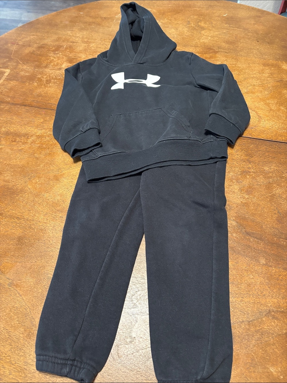 Under Armour Black Kids Hoodie & Black Joggers Set Sz 3/4